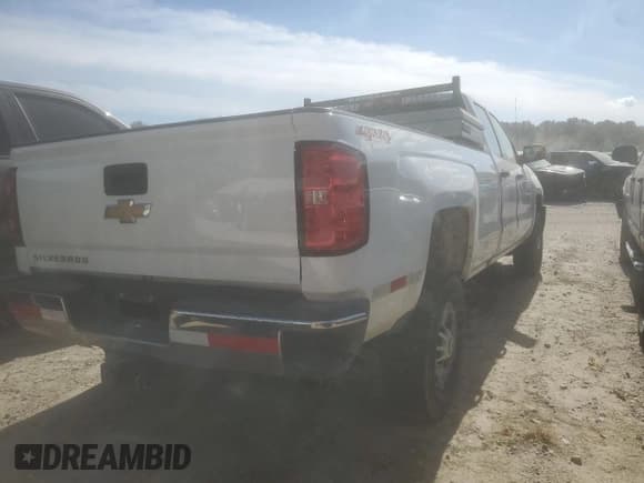 ✅ 2018 Chevrolet Silverado 2500HD Work Truck • VIN: 1GC2KUEG3JZ203901 • Lot: 74768744. Wystawiony na Copart z przebiegiem 168 730 mil. Bezpłatny archiwum sprzedaży aukcyjnych z USA i szczegółowy raport historii pojazdu na DreamBid. Zdjęcie 3.