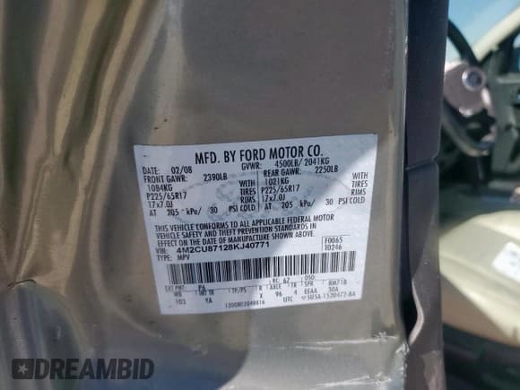 ✅ 2008 Mercury Mariner Premier • VIN: 4M2CU87128KJ40771 • Lot: 91440775. Wystawiony na Copart z przebiegiem 93 980 mil. Bezpłatny archiwum sprzedaży aukcyjnych z USA i szczegółowy raport historii pojazdu na DreamBid. Zdjęcie 12.