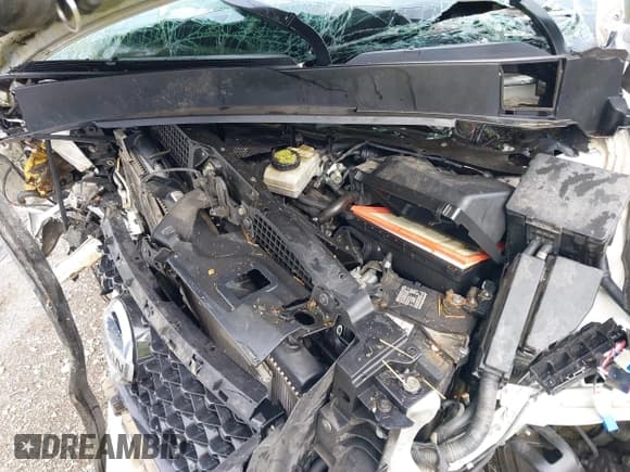 ✅ 2015 Nissan Pathfinder SV • VIN: 5N1AR2MN5FC711062 • Lot: 42173213. Listed on IAAI with 101,161 mi. Free auction sales archive from the USA and detailed vehicle history report at DreamBid. Image 10.