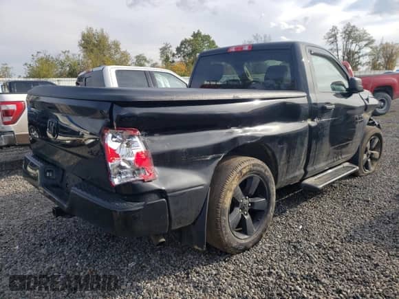 2017 Ram 1500 Tradesman with VIN 3C6JR7AG7HG777482, listed as a Copart auction lot 72582823 with 42,257 mi miles and . Bid and sale history available at DreamBid. Image 3.