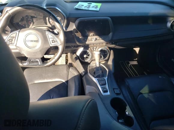 ✅ 2016 Chevrolet Camaro 2LT • VIN: 1G1FD1RX1G0172643 • Lot: 89289415. Listed on Copart with 94,950 mi. Free auction sales archive from the USA and detailed vehicle history report at DreamBid. Image 8.