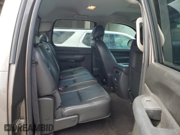 ✅ 2013 Chevrolet Silverado 1500 LT • VIN: 3GCPCSE0XDG172161 • Lot: 60872114. Listed on Copart with 303,323 mi. Free auction sales archive from the USA and detailed vehicle history report at DreamBid. Image 10.