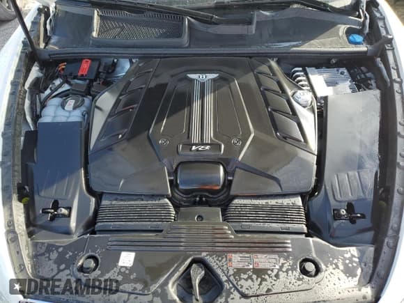 ✅ 2022 Bentley Bentayga V8 • VIN: SJAAM2ZV4NC011285 • Лот: 75246624. Опубликован ранее на Copart с пробегом 33 179 миль. Бесплатный доступ к архиву аукционных продаж из США и подробный отчёт об истории автомобиля на DreamBid. Изображение 12.