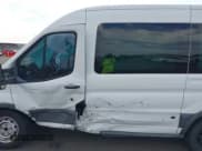 ✅ 2018 Ford Transit XL • VIN: 1FMZK1CM4JKB04949 • Lot: 39895688. Wystawiony na IAAI z przebiegiem 88 804 mil. Bezpłatny archiwum sprzedaży aukcyjnych z USA i szczegółowy raport historii pojazdu na DreamBid. Zdjęcie 14.