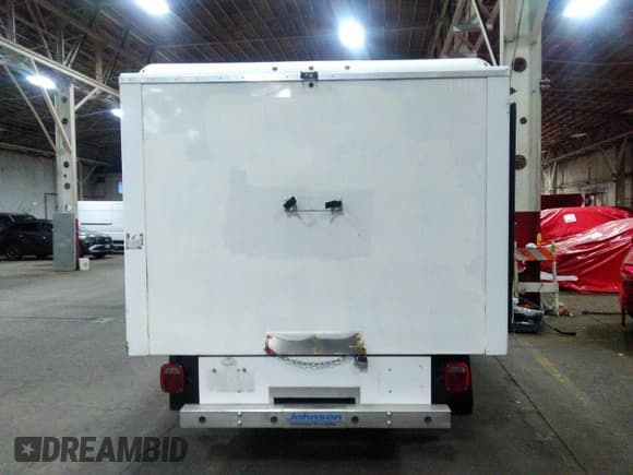 ✅ 2017 Ford Transit • VIN: 1FDBF8ZM4HKB39877 • Лот: 40641877. Опубликован ранее на IAAI с пробегом Не указан. Бесплатный доступ к архиву аукционных продаж из США и подробный отчёт об истории автомобиля на DreamBid. Изображение 17.