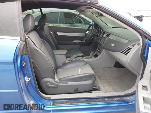 ✅ 2008 Chrysler Sebring Touring • VIN: 1C3LC55R68N689120 • Lot: 43766234. Wystawiony na IAAI z przebiegiem 162 675 mil. Bezpłatny archiwum sprzedaży aukcyjnych z USA i szczegółowy raport historii pojazdu na DreamBid. Zdjęcie 5.