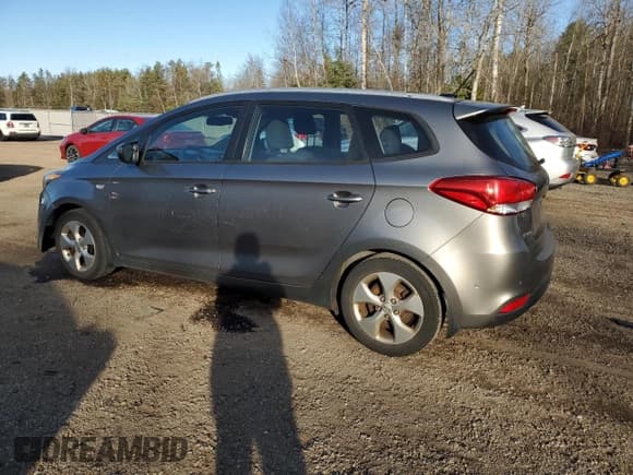 ✅ 2014 Kia Rondo LX • VIN: KNAHT8A32E7066210 • Lot: 81336564. Wystawiony na Copart z przebiegiem 171 974 mil. Bezpłatny archiwum sprzedaży aukcyjnych z USA i szczegółowy raport historii pojazdu na DreamBid. Zdjęcie 2.