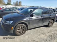 ✅ 2018 Volkswagen Tiguan S • VIN: 3VV0B7AX7JM083098 • Лот: 73700514. Опубликован ранее на Copart с пробегом 129 222 миль. Бесплатный доступ к архиву аукционных продаж из США и подробный отчёт об истории автомобиля на DreamBid. Изображение 1.