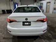 ✅ 2019 Volkswagen Jetta SEL • VIN: 3VWE57BU3KM199333 • Лот: 82038105. Опубликован ранее на Copart с пробегом 42 724 миль. Бесплатный доступ к архиву аукционных продаж из США и подробный отчёт об истории автомобиля на DreamBid. Изображение 6.