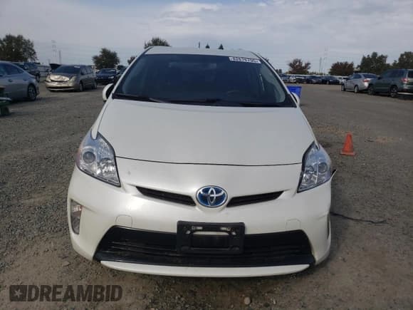 ✅ 2015 Toyota Prius Persona Series • VIN: JTDKN3DU3F0445804 • Lot: 82676795. Wystawiony na Copart z przebiegiem 113 152 mil. Bezpłatny archiwum sprzedaży aukcyjnych z USA i szczegółowy raport historii pojazdu na DreamBid. Zdjęcie 5.