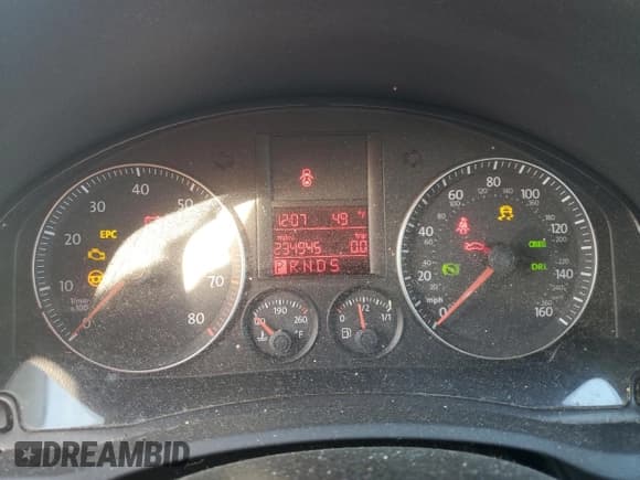 ✅ 2007 Volkswagen Jetta 2.5 • VIN: 3VWSF71K17M011108 • Лот: 82521135. Опубликован ранее на Copart с пробегом 234 945 миль. Бесплатный доступ к архиву аукционных продаж из США и подробный отчёт об истории автомобиля на DreamBid. Изображение 9.