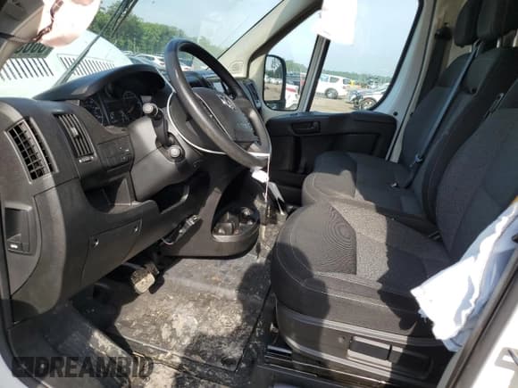 ✅ 2014 Ram ProMaster Cargo • VIN: 3C6TRVCG2EE122647 • Lot: 58632025. Wystawiony na Copart z przebiegiem 103 558 mil. Bezpłatny archiwum sprzedaży aukcyjnych z USA i szczegółowy raport historii pojazdu na DreamBid. Zdjęcie 7.