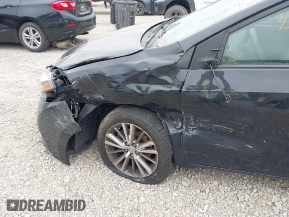 ✅ 2014 Toyota Corolla LE • VIN: 2T1BURHE2EC173212 • Lot: 43421296. Wystawiony na IAAI z przebiegiem 147 344 mil. Bezpłatny archiwum sprzedaży aukcyjnych z USA i szczegółowy raport historii pojazdu na DreamBid. Zdjęcie 6.