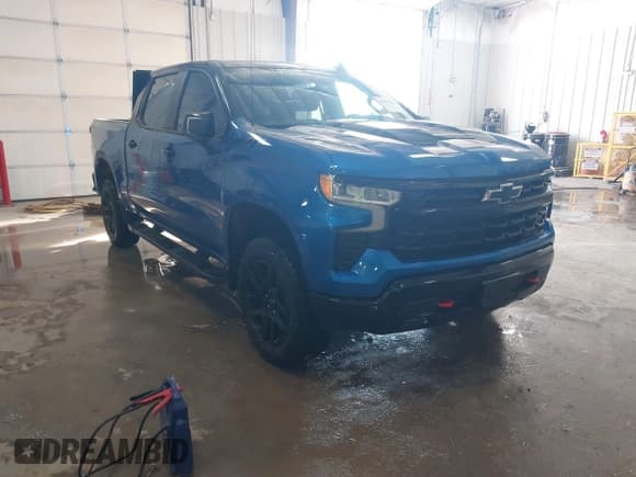 ✅ 2023 Chevrolet Silverado 1500 LT Trail Boss • VIN: 3GCUDFED7PG244061 • Lot: 41598489. Wystawiony na IAAI z przebiegiem 15 116 mil. Bezpłatny archiwum sprzedaży aukcyjnych z USA i szczegółowy raport historii pojazdu na DreamBid. Zdjęcie 1.