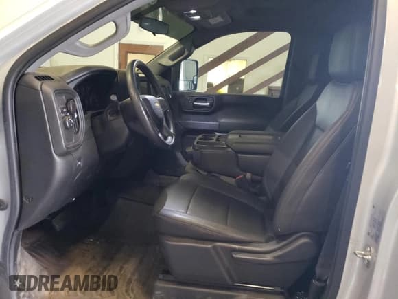 ✅ 2022 Chevrolet Silverado 2500HD Work Truck • VIN: 1GC0WLE73NF281432 • Lot: 42645235. Listed on Copart with 18,293 mi. Free auction sales archive from the USA and detailed vehicle history report at DreamBid. Image 7.