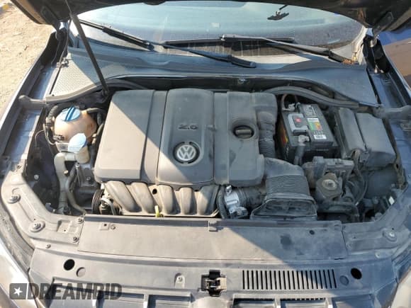 ✅ 2014 Volkswagen Passat S • VIN: 1VWAP7A3XEC004612 • Lot: 68453125. Listed on Copart with 180,590 mi. Free auction sales archive from the USA and detailed vehicle history report at DreamBid. Image 11.