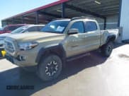 ✅ 2017 Toyota Tacoma SR5 • VIN: 3TMDZ5BN4HM020855 • Lot: 43488510. Listed on IAAI with 139,180 mi. Free auction sales archive from the USA and detailed vehicle history report at DreamBid. Image 18.