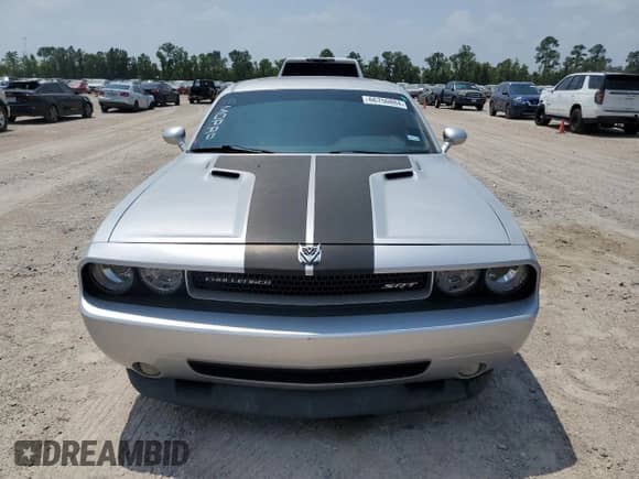2009 Dodge Challenger SRT-8 z VIN 2B3LJ74W89H503304, wystawiony jako Copart lot #66750884 z przebiegiem Nie podano mil oraz Czysty tytuł • Clean title. Historia ofert i sprzedaży dostępna na DreamBid. Obrazek 5.