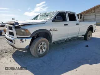 ✅ 2013 Ram 2500 Tradesman • VIN: 3C6UR5HL9DG584622 • Лот: 61448945. Опубликован ранее на Copart с пробегом 137 321 миль. Бесплатный доступ к архиву аукционных продаж из США и подробный отчёт об истории автомобиля на DreamBid. Изображение 1.