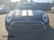 ✅ 2018 MINI Clubman Cooper S • VIN: WMWLN9C51J2E50594 • Lot: 87117155. Wystawiony na Copart z przebiegiem 100 123 mil. Bezpłatny archiwum sprzedaży aukcyjnych z USA i szczegółowy raport historii pojazdu na DreamBid. Zdjęcie 5.