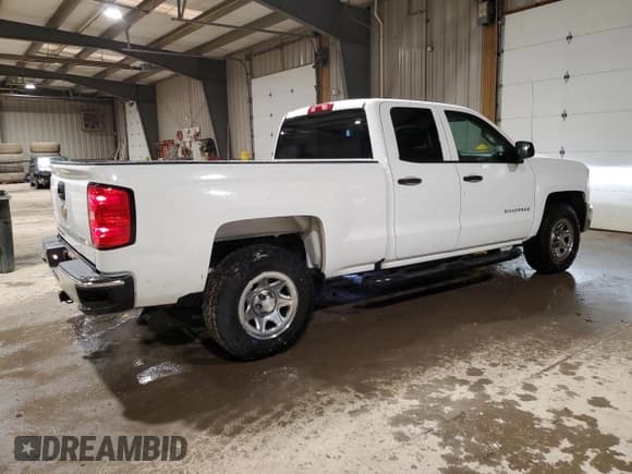✅ 2018 Chevrolet Silverado 1500 LS • VIN: 1GCRCNEH1JZ295343 • Лот: 45388165. Опубликован ранее на Copart с пробегом 142 339 миль. Бесплатный доступ к архиву аукционных продаж из США и подробный отчёт об истории автомобиля на DreamBid. Изображение 3.