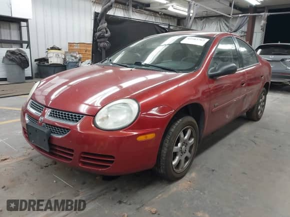 2005 Dodge Neon SXT z VIN 1B3AS56C95D122788, wystawiony jako IAAI lot #42583762 z przebiegiem 114 496 mil mil oraz . Historia ofert i sprzedaży dostępna na DreamBid. Obrazek 2.