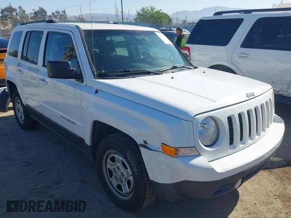 ✅ 2016 Jeep Patriot Sport SE • VIN: 1C4NJPBA3GD813790 • Lot: 42012750. Listed on IAAI with 99,399 mi. Free auction sales archive from the USA and detailed vehicle history report at DreamBid. Image 1.