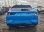 ✅ 2023 Ford Mustang Mach-E GT • VIN: 3FMTK4SE5PMA46837 • Lot: 94978925. Wystawiony na Copart z przebiegiem 14 441 mil. Bezpłatny archiwum sprzedaży aukcyjnych z USA i szczegółowy raport historii pojazdu na DreamBid. Zdjęcie 6.