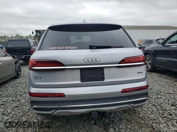 ✅ 2021 Audi Q7 Premium Plus • VIN: WA1LXAF77MD034061 • Lot: 71687835. Listed on Copart with 89,007 mi. Free auction sales archive from the USA and detailed vehicle history report at DreamBid. Image 6.