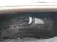 2005 Chevrolet Suburban LS z VIN 1GNFK16Z85J256010, wystawiony jako IAAI lot #42768572 z przebiegiem 260 000 mil mil oraz . Historia ofert i sprzedaży dostępna na DreamBid. Obrazek 7.