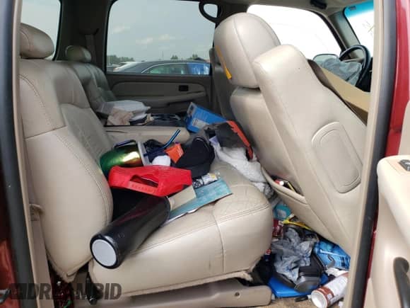 2002 Chevrolet Suburban LT с VIN 1GNFK16Z02J192735, выставлен на аукционе Copart как лот 66890845 с пробегом Не указан миль и Списание • Salvage title. История ставок и продаж доступна на DreamBid. Изображение 11.