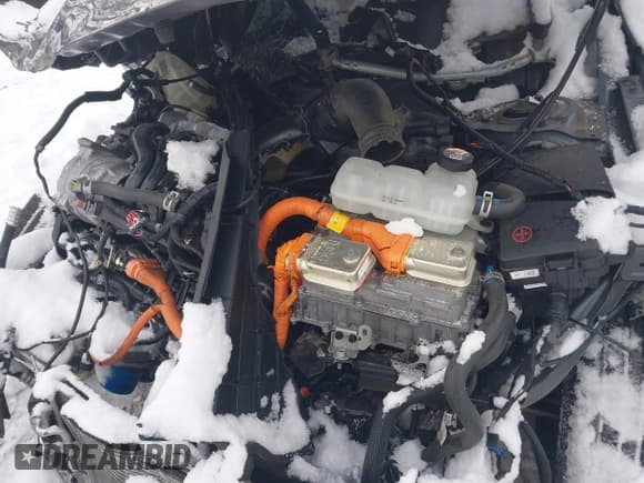 ✅ 2020 Hyundai Ioniq Blue • VIN: KMHC65LC9LU201130 • Lot: 41442403. Wystawiony na IAAI z przebiegiem 73 755 mil. Bezpłatny archiwum sprzedaży aukcyjnych z USA i szczegółowy raport historii pojazdu na DreamBid. Zdjęcie 10.