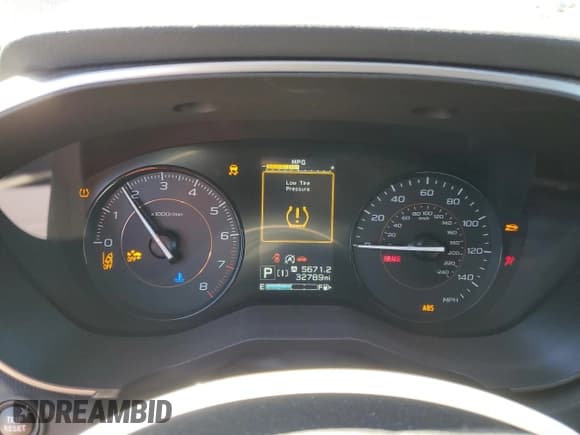 ✅ 2022 Subaru Crosstrek Premium • VIN: JF2GTAPC3N8231996 • Lot: 85743285. Listed on Copart with 32,789 mi. Free auction sales archive from the USA and detailed vehicle history report at DreamBid. Image 9.