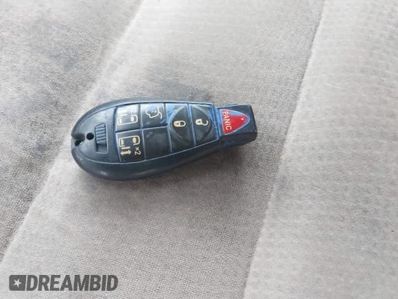 ✅ 2014 Dodge Grand Caravan SXT • VIN: 2C4RDGCG6ER253558 • Lot: 43648780. Wystawiony na IAAI z przebiegiem 145 667 mil. Bezpłatny archiwum sprzedaży aukcyjnych z USA i szczegółowy raport historii pojazdu na DreamBid. Zdjęcie 11.