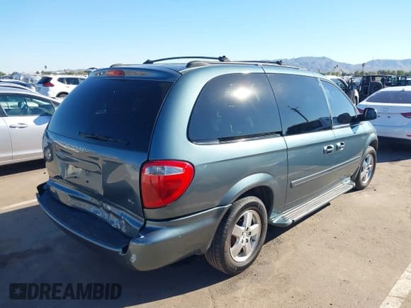 ✅ 2006 Dodge Grand Caravan SXT • VIN: 2D4GP44LX6R606607 • Lot: 43862303. Listed on IAAI with 146,153 mi. Free auction sales archive from the USA and detailed vehicle history report at DreamBid. Image 4.