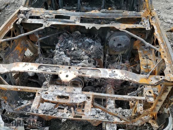 ✅ 2014 Chevrolet Silverado 1500 LT • VIN: 1GCRCREC3EZ109318 • Лот: 51281364. Опубликован ранее на Copart с пробегом Не указан. Бесплатный доступ к архиву аукционных продаж из США и подробный отчёт об истории автомобиля на DreamBid. Изображение 12.