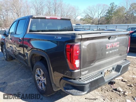 ✅ 2021 GMC Sierra 1500 • VIN: 3GTU9AEF2MG293010 • Lot: 41292323. Wystawiony na IAAI z przebiegiem 71 776 mil. Bezpłatny archiwum sprzedaży aukcyjnych z USA i szczegółowy raport historii pojazdu na DreamBid. Zdjęcie 3.