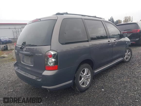 ✅ 2006 Mazda MPV LX • VIN: JM3LW28J960567666 • Lot: 43556672. Listed on IAAI with 204,031 mi. Free auction sales archive from the USA and detailed vehicle history report at DreamBid. Image 4.