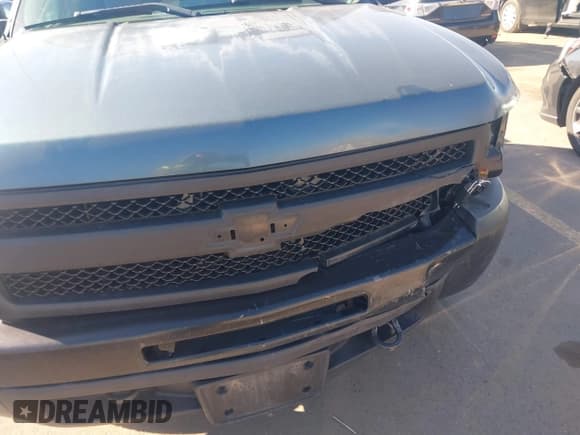 ✅ 2009 Chevrolet Silverado 1500 Work Truck • VIN: 1GCEK19039Z195691 • Lot: 41655098. Listed on IAAI with 140,048 mi. Free auction sales archive from the USA and detailed vehicle history report at DreamBid. Image 6.
