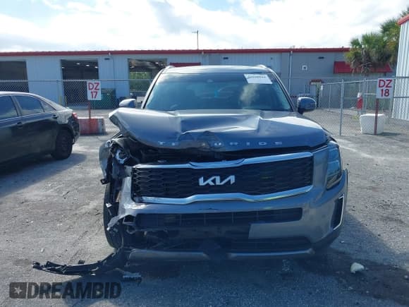 ✅ 2022 Kia Telluride EX • VIN: 5XYP34HC5NG312800 • Lot: 43560844. Wystawiony na IAAI z przebiegiem 31 164 mil. Bezpłatny archiwum sprzedaży aukcyjnych z USA i szczegółowy raport historii pojazdu na DreamBid. Zdjęcie 12.
