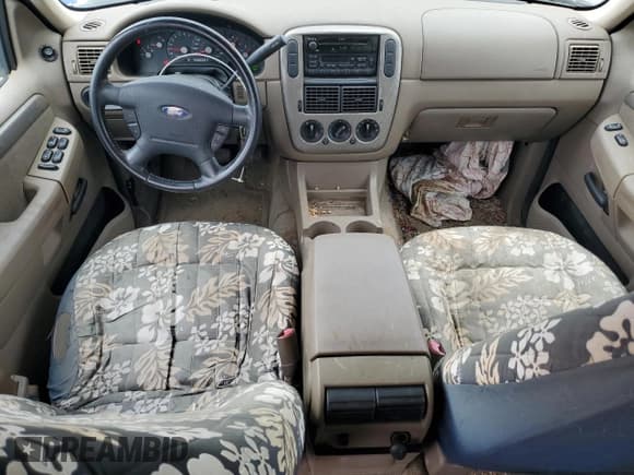 ✅ 2003 Ford Explorer XLT • VIN: 1FMZU63K63ZA98958 • Lot: 84363875. Wystawiony na Copart z przebiegiem 152 694 mil. Bezpłatny archiwum sprzedaży aukcyjnych z USA i szczegółowy raport historii pojazdu na DreamBid. Zdjęcie 8.