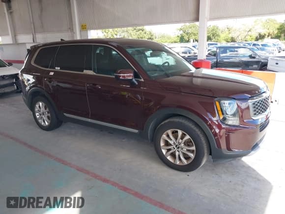 ✅ 2020 Kia Telluride LX • VIN: 5XYP24HCXLG009690 • Лот: 43441454. Опубликован ранее на IAAI с пробегом 250 977 миль. Бесплатный доступ к архиву аукционных продаж из США и подробный отчёт об истории автомобиля на DreamBid. Изображение 1.