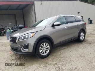 ✅ 2017 Kia Sorento LX • VIN: 5XYPGDA58HG190521 • Lot: 80496535. Wystawiony na Copart z przebiegiem 173 652 mil. Bezpłatny archiwum sprzedaży aukcyjnych z USA i szczegółowy raport historii pojazdu na DreamBid. Zdjęcie 1.
