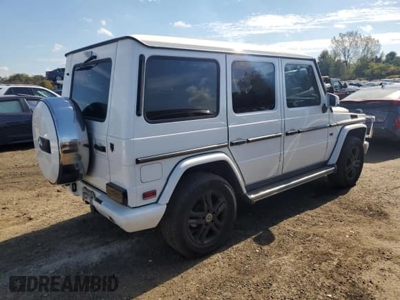 ✅ 2015 Mercedes-Benz G 550 • VIN: WDCYC3HF7FX237180 • Lot: 84406245. Wystawiony na Copart z przebiegiem 105 210 mil. Bezpłatny archiwum sprzedaży aukcyjnych z USA i szczegółowy raport historii pojazdu na DreamBid. Zdjęcie 3.