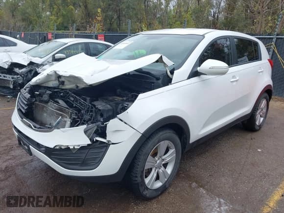 ✅ 2012 Kia Sportage LX • VIN: KNDPB3A29C7284458 • Lot: 43549931. Listed on IAAI with 88,133 mi. Free auction sales archive from the USA and detailed vehicle history report at DreamBid. Image 2.