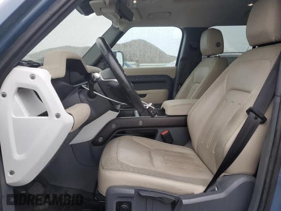 ✅ 2020 Land Rover Defender S • VIN: SALEJEEX2L2015140 • Lot: 51565305. Listed on Copart with 66,370 mi. Free auction sales archive from the USA and detailed vehicle history report at DreamBid. Image 7.