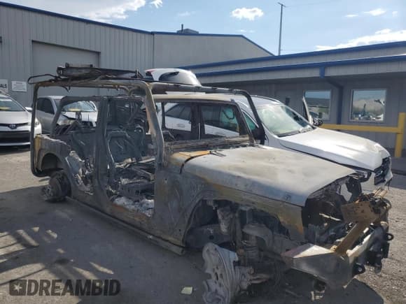 ✅ 2008 Jeep Wrangler Unlimited Rubicon • VIN: 1J4GA69158L572602 • Lot: 69811605. Wystawiony na Copart z przebiegiem Nie podano. Bezpłatny archiwum sprzedaży aukcyjnych z USA i szczegółowy raport historii pojazdu na DreamBid. Zdjęcie 4.