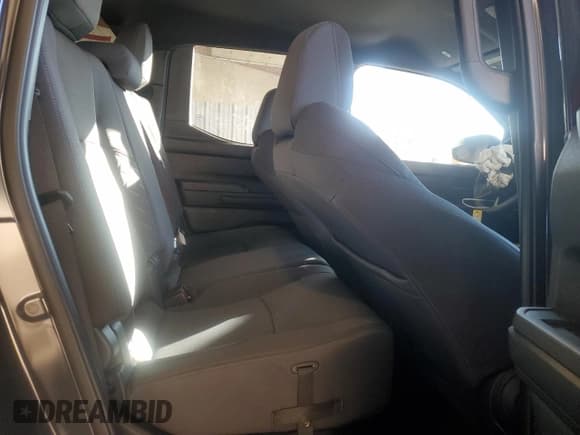 ✅ 2025 Toyota Tacoma TRD Off Road • VIN: 3TMLB5JN0SM163469 • Lot: 89882505. Wystawiony na Copart z przebiegiem 2 321 mil. Bezpłatny archiwum sprzedaży aukcyjnych z USA i szczegółowy raport historii pojazdu na DreamBid. Zdjęcie 10.