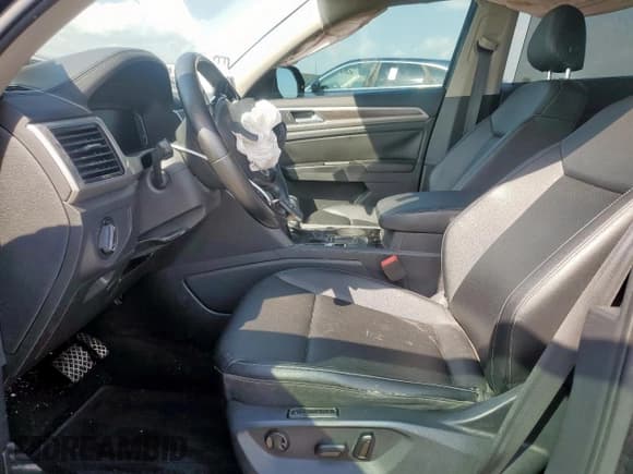 ✅ 2019 Volkswagen Atlas SEL • VIN: 1V2ER2CA7KC573098 • Lot: 70845925. Listed on Copart with 112,124 mi. Free auction sales archive from the USA and detailed vehicle history report at DreamBid. Image 7.