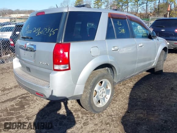 ✅ 2006 Saturn VUE • VIN: 5GZCZ634X6S809358 • Lot: 41832032. Wystawiony na IAAI z przebiegiem Nie podano. Bezpłatny archiwum sprzedaży aukcyjnych z USA i szczegółowy raport historii pojazdu na DreamBid. Zdjęcie 4.